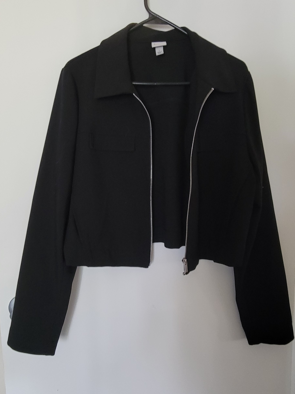 Like New, a new day Black Cropped Zip Jacket